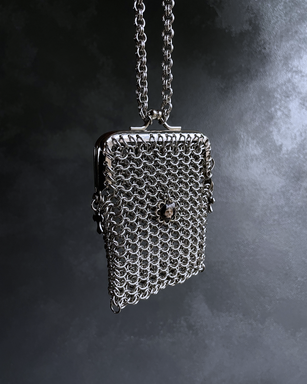 Tourniquet Purse