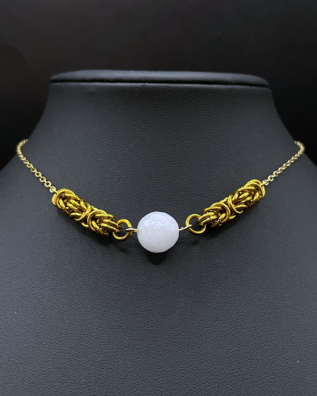 Moonveil Gold