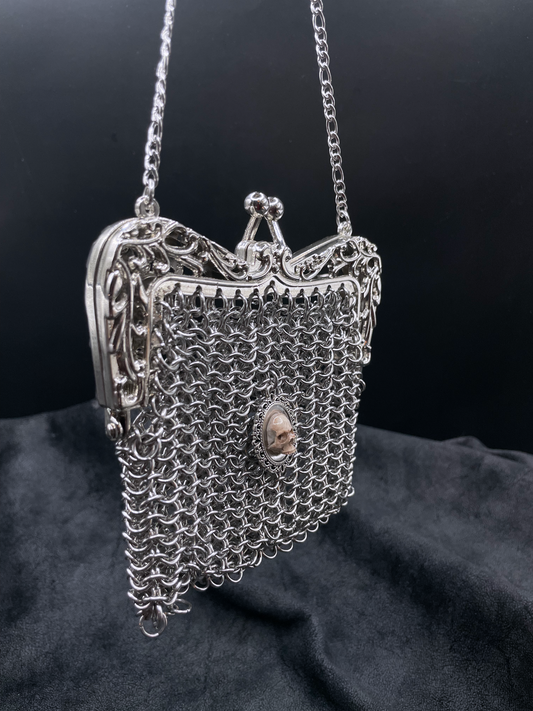 Grave Purse