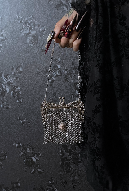 Grave Purse